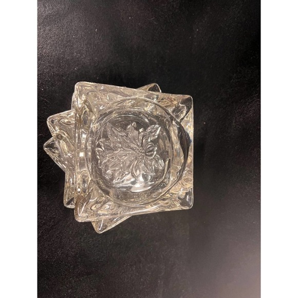 Square Glass Ashtrays - set of four - Picture 9 of 10